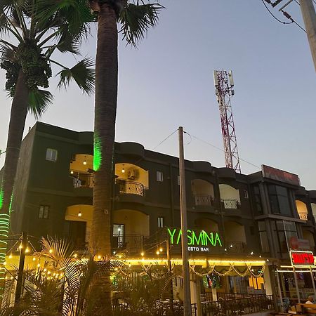 Apartments Plaza Hotel Kololi Kültér fotó