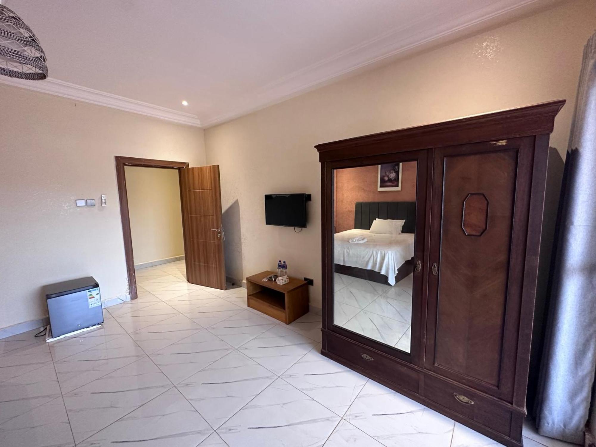 Apartments Plaza Hotel Kololi Kültér fotó