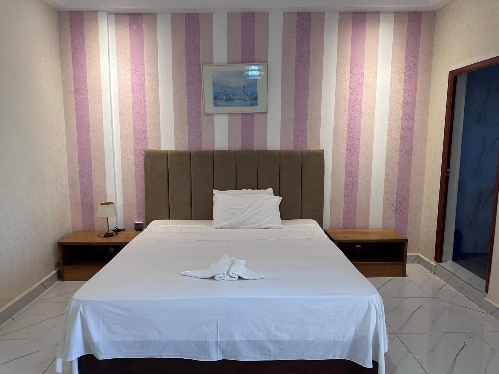 Apartments Plaza Hotel Kololi Kültér fotó